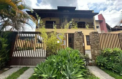 Lindo sobrado com localização privilegiada em valinhos/sp
