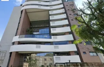 Ampla cobertura na alameda júlia da costa com 3 suítes e 3 vagas