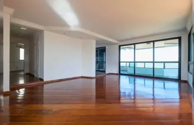 Apartamento com 3 quartos para alugar na Vila Madalena, São Paulo 