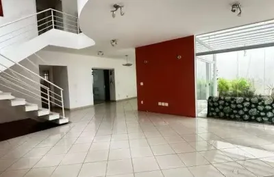 Lindo sobrado para locação no condomínio park avenida com 3 suítes e móveis planejados em indaiatuba