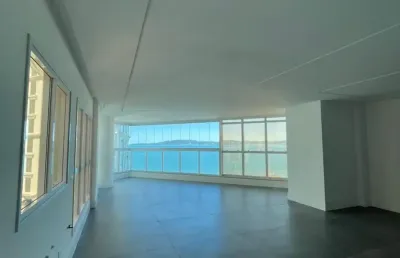 50 metros do mar 4 suites vista mar no centro de itapema r$ 500.000,00 abaixo do valor de mercado