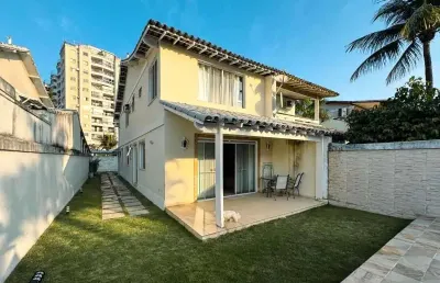 Casa em condomínio fechado com 4 quartos à venda na rua armando santos, recreio dos bandeirantes, rio de janeiro, 250 m2 por r$ 1.800.000