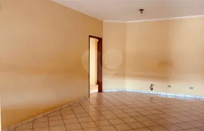 Casa com 3 quartos à venda na Etelvino Custódio De Queiroz, Jardim Cangalha, Três Lagoas