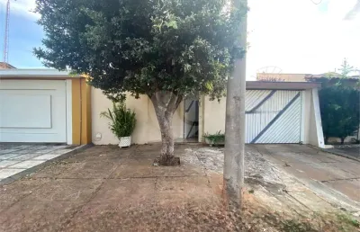 Casa com 3 quartos à venda na João Carrato, Centro, Três Lagoas