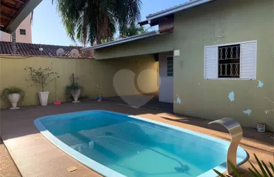 Casa com 3 quartos à venda na José Amílcar Congro Bastos, Centro, Três Lagoas