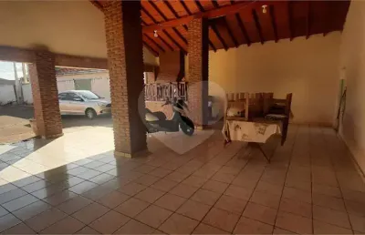 Casa com 4 quartos à venda na Eurídice Chagas Cruz, Jardim Alvorada, Três Lagoas