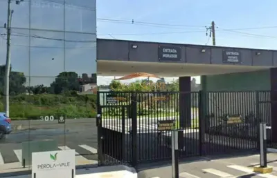 Casa em condomínio com 3 dormitórios no pérola do vale