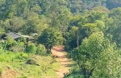 Sítio para venda em sodrelândia na região serrana em trajano de morais/rj, 6,5 alqueires, rio e nasc