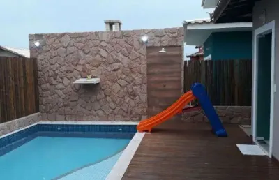 Casas para venda em armação dos búzios/rj, bairro rasa, 03 quartos com suíte, 2 vagas e piscina.