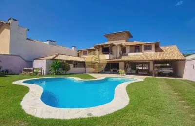 Casas para venda em geribá, búzios/rj, 04 quartos/suítes, quintal amplo, piscina, área gourmet.
