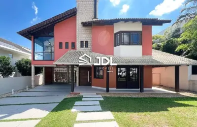 Belissima casa em condominio com segurança 24h no bairro itoupava norte!