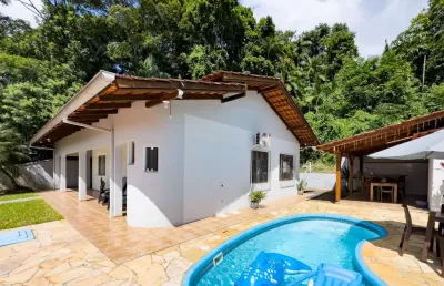 Casa com 3 dormitórios à venda, 234 m² por r$ 970.000,00 - fortaleza - blumenau/sc
