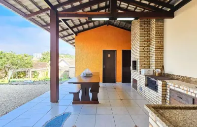 Casa com 3 quartos à venda em Água Verde, Blumenau 