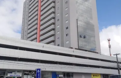 Linda sala comercial à venda na avenida menino marcelo (serraria) – uma das regiões que mais cresce em maceió! toda mobiliada, porteira fechada pronta para começar a operar.