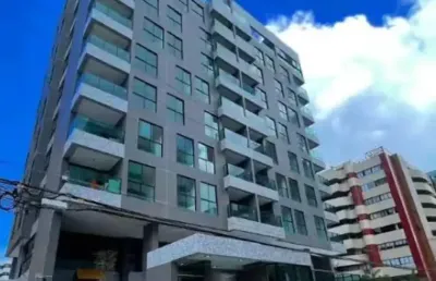 Belíssimo apartamento de 3 quartos, todo pronto de armários, à 3 quadras da praia mais desejada do brasil .
