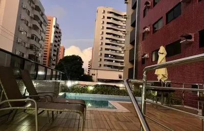 Apartamento lindo e iluminado 2 quartos sendo 01 suíte  na ponta verde