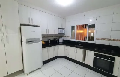 Casa à venda (sobrado) excelente localização - centro