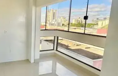 Sua nova vida começa aqui: imóvel moderno e completo ao lado da unipar!