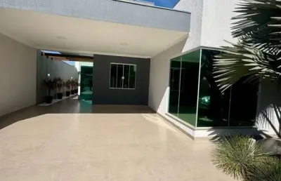 Conforto e segurança em um só lugar: sua nova casa espera por você!