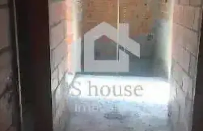 Apartamento 'sem condomínio', com 2 dormitórios e 1 vaga - jd stella