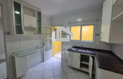 Apartamento com 2 quartos para alugar na Rua Cisplatina, Vila Pires, Santo André