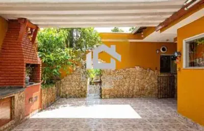 Casa 4 dormitórios, 3 vagas - 250m² vila valparaiso