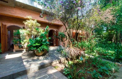 Casa com 4 quartos à venda na rua marcondésia, 830, chácara monte alegre, são paulo por r$ 18.000.000