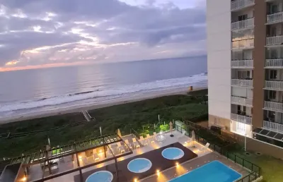 Apartamento mobiliado condomínio pé na areia laser completo sacada com churrasqueira