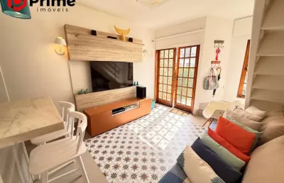 Casa duplex de 2 quartos em condomínio fechado na enseada azul em guarapari-es