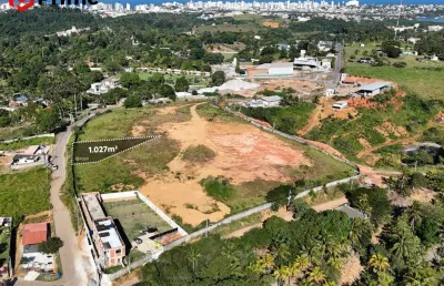 Vende-se terreno de 1027m² no bairro são gabriel em guarapari-es, asfaltado, próximo à rodovia e a 15 minutos da praia do morro, oportunidade!