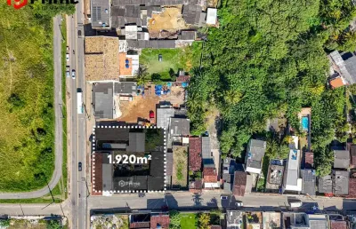 Terreno de 1.920m² de frente para o mar e para a rodovia na praia do riacho ? localização privilegiada para morar ou investir em guarapari/es.