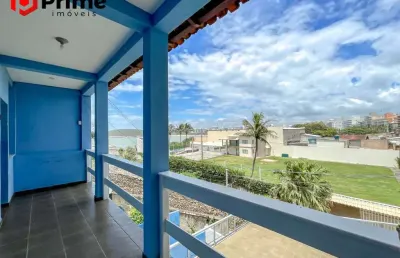Casa pertinho do mar à venda na enseada azul - nova guarapari/es. são 7 quartos e vista para o mar. solicite mais informações.