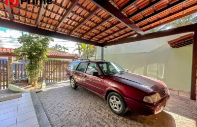 Casa a venda na enseada azul, balneário mais badalado do estado! solicite mais informações e marque uma visita, será uma prazer!