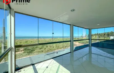 Casa a venda com vista para o mar e a 120 metros da praia de meaipe em guarapari/es.