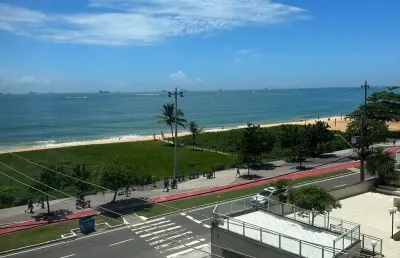 Vendo lindo apartamento na frente do mar, na praia da costa. mobiliado ou não