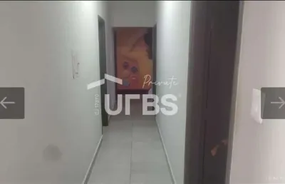 Casa comercial à venda na Avenida Portugal, Setor Oeste, Goiânia
