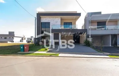 Casa em condomínio, com 4 quartos, à venda, 246m² - jardins capri