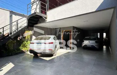 Casa de altissimo padrao de acabamento ao lado da faculdade anhanguera