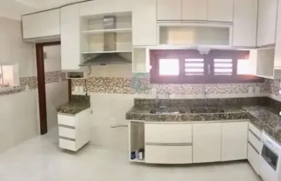 Locação casa com 3 quartos sendo 1 suíte condomínio fechado - parque da nações