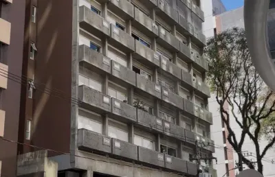 Localização estratégica. apartamento 131,27m2- 3 dormitórios. centro com vaga de garagem.