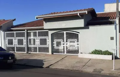 Excelente casa à venda no jardim caxambu em piracicaba/sp.