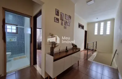 Aluguel casa sobrado 3 dormitórios sendo 1 suíte com piscina - bairro villa branca - jacareí