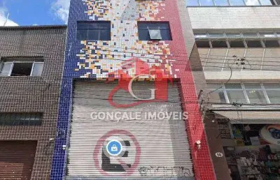 Prédio comercial no pari com 300m2, sendo térreo mais 2 pavimentos, rua continuação da vautier