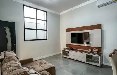 Casa térrea à venda no villagio samantha ( aberto) em  araras/sp - 3 dormitórios e piscina