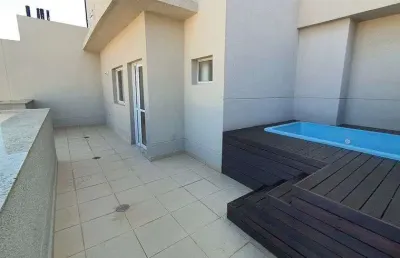 Cobertura com piscina no melhor condomínio de toda região - itbi e rgi inteiramente grátis !!! !