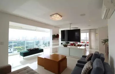 Maravilhosa cobertura com 377m², vista incrível de frente ao parque ibirapuera