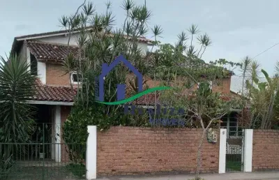Casa com 5 quartos à venda na rua jefferson rocha, itaipu, niterói, 375 m2 por r$ 1.720.000