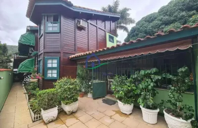 Casa com 4 quartos à venda na rua rouxinol, piratininga, niterói, 178 m2 por r$ 710.000