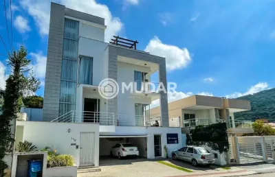 Linda casa na lagoa da conceição com vista deslumbrante