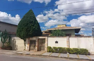 Casa para venda, tirol (barreiro), 3 dormitórios, 1 suíte, 4 banheiros, 5 vagas